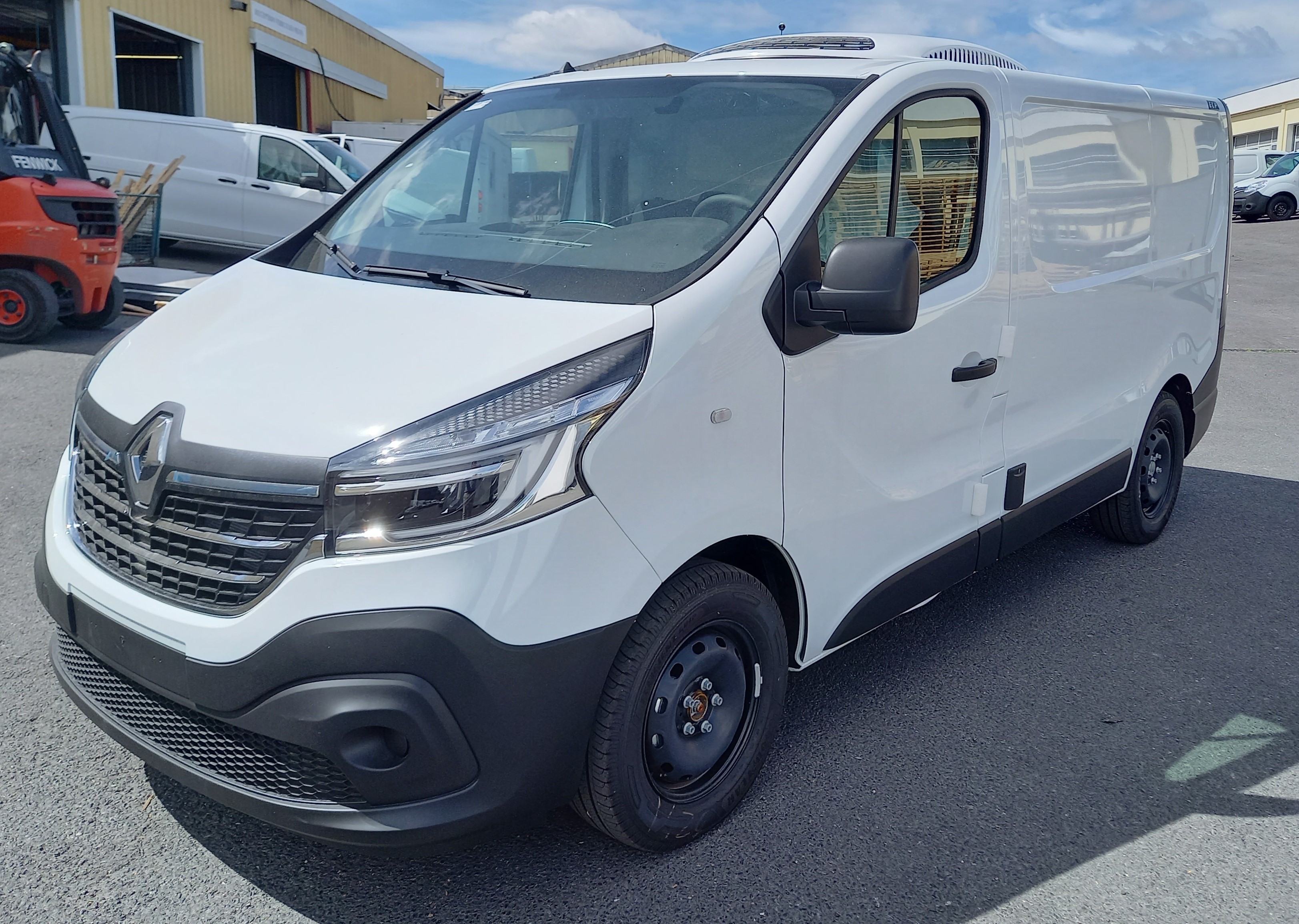 Renault trafic grand